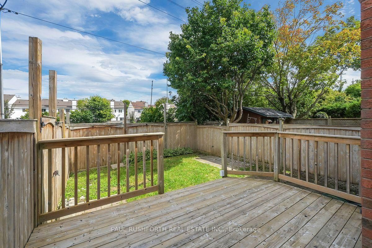 49 Grenadier Way • Ottawa, ON photo 25