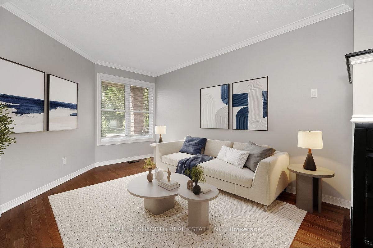 49 Grenadier Way • Ottawa, ON photo 4