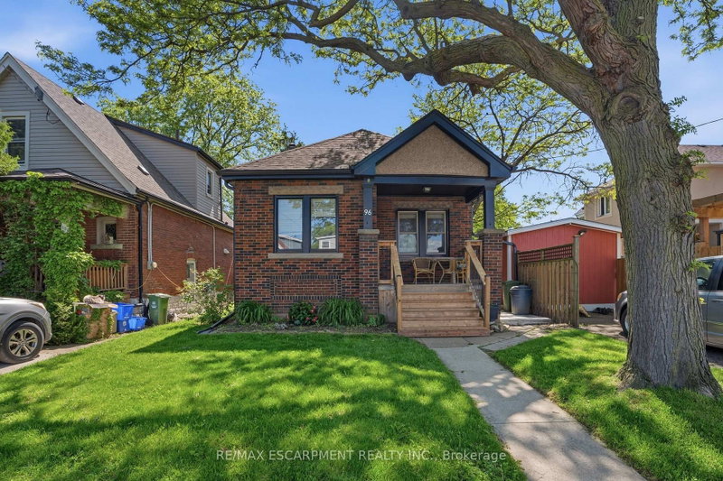 96 PALING Avenue