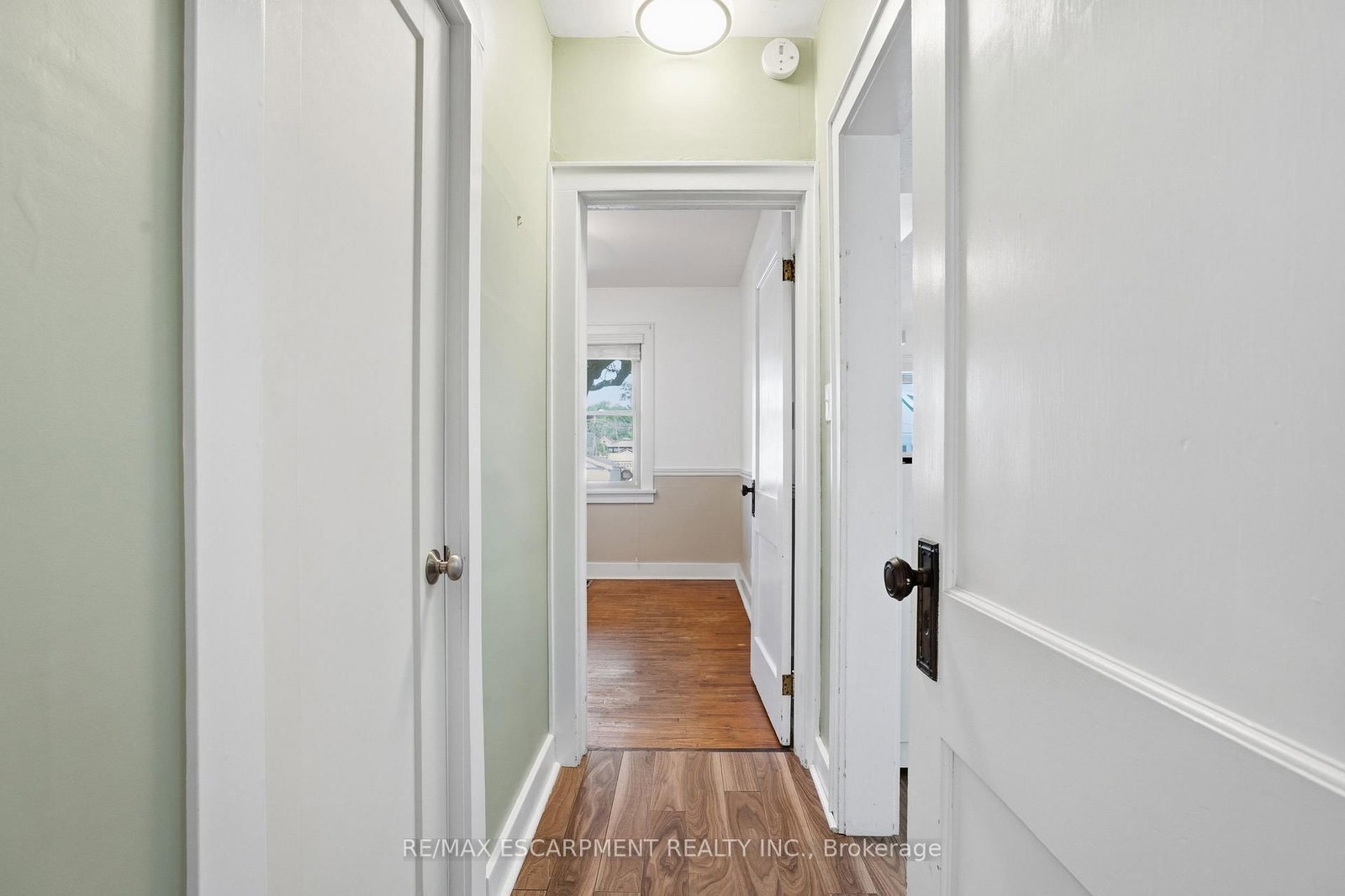 96 PALING Avenue • Hamilton, ON photo 21