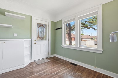 96 PALING Avenue • Hamilton, ON photo 4