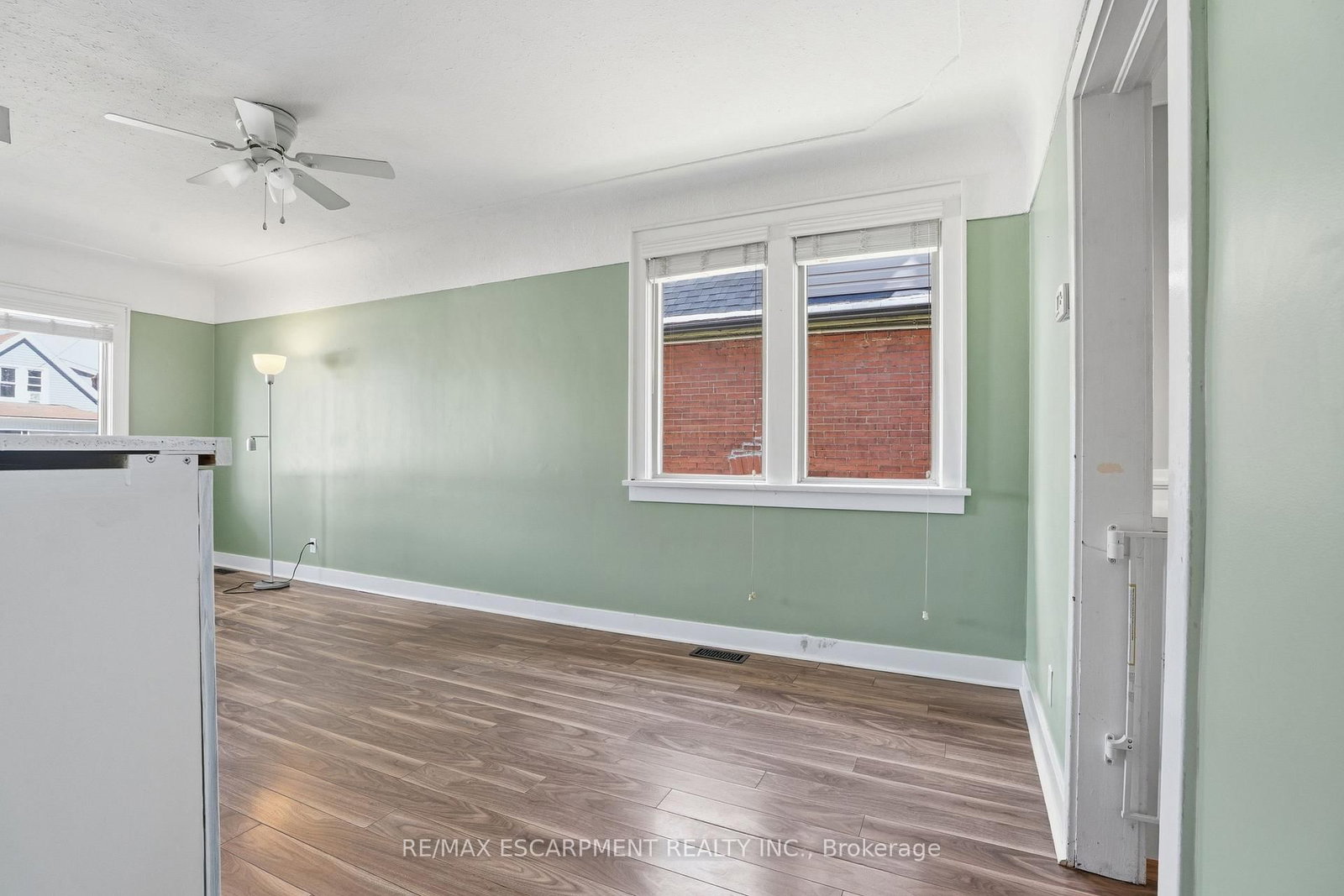 96 PALING Avenue • Hamilton, ON photo 8