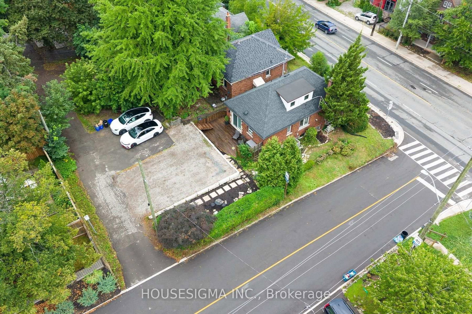 22 Arkledun Avenue • Hamilton, ON photo 41