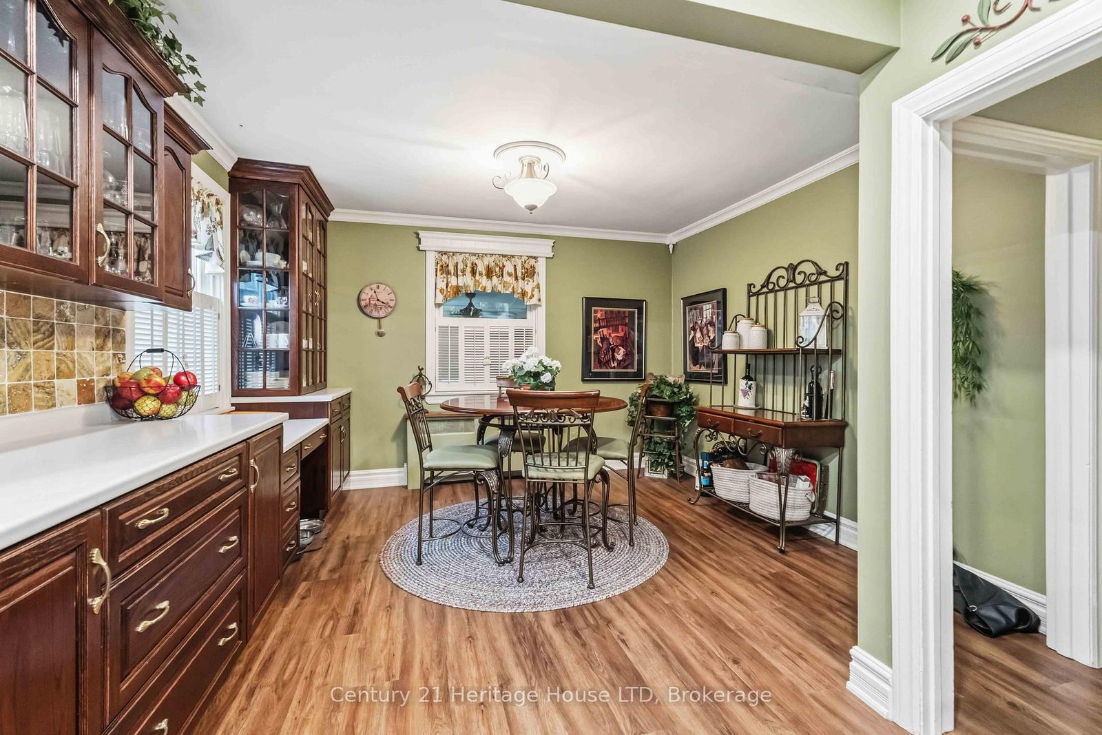 25 GLENVIEW Avenue • Welland, ON photo 13