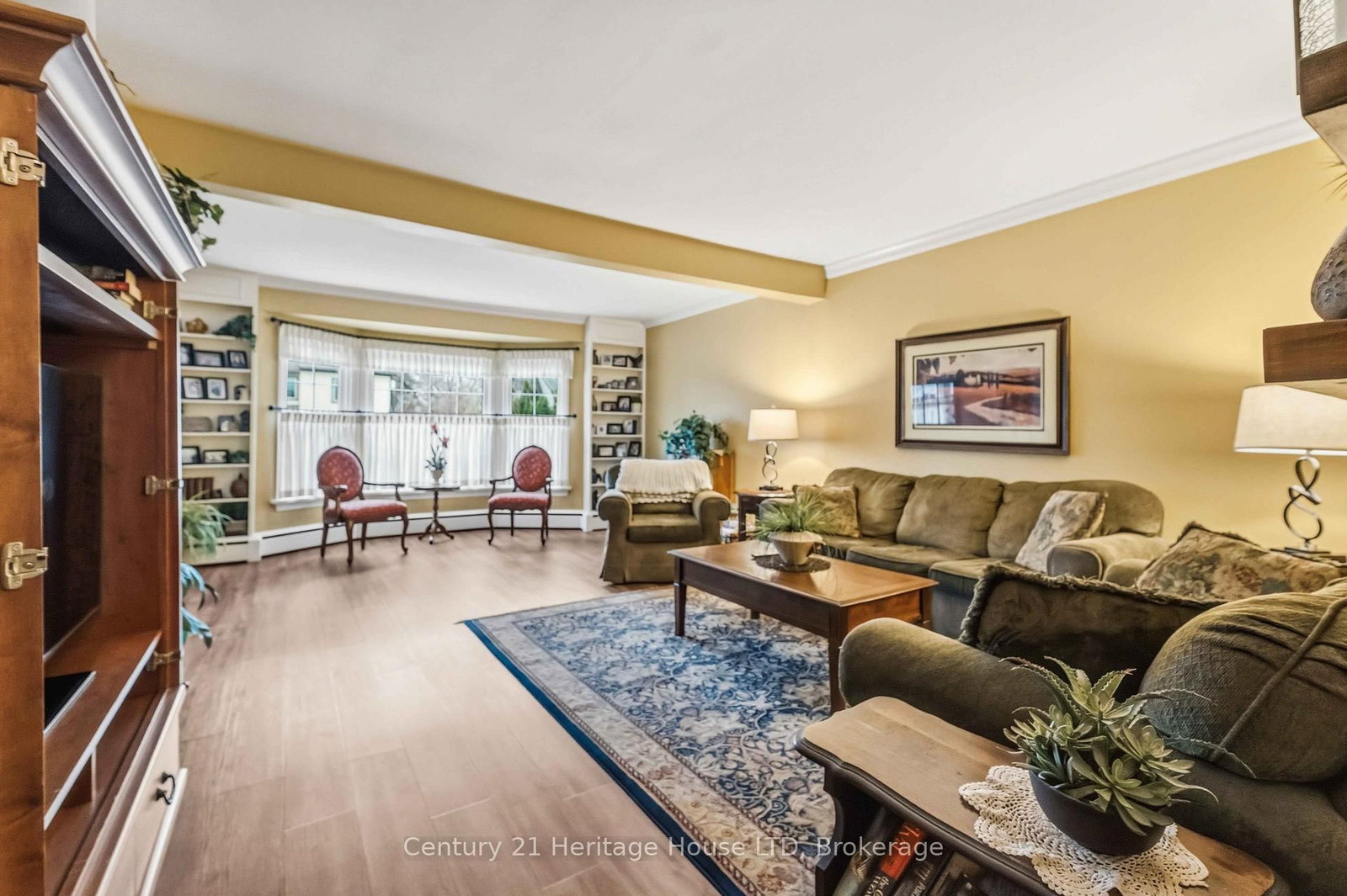 25 GLENVIEW Avenue • Welland, ON photo 6