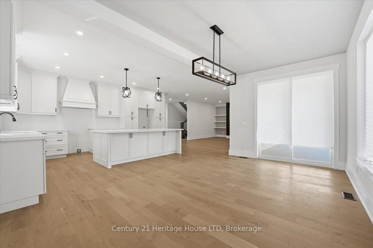 2476 COLANGELO Drive • Niagara Falls, ON photo 19