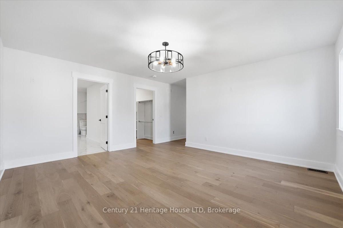 2476 COLANGELO Drive • Niagara Falls, ON photo 33