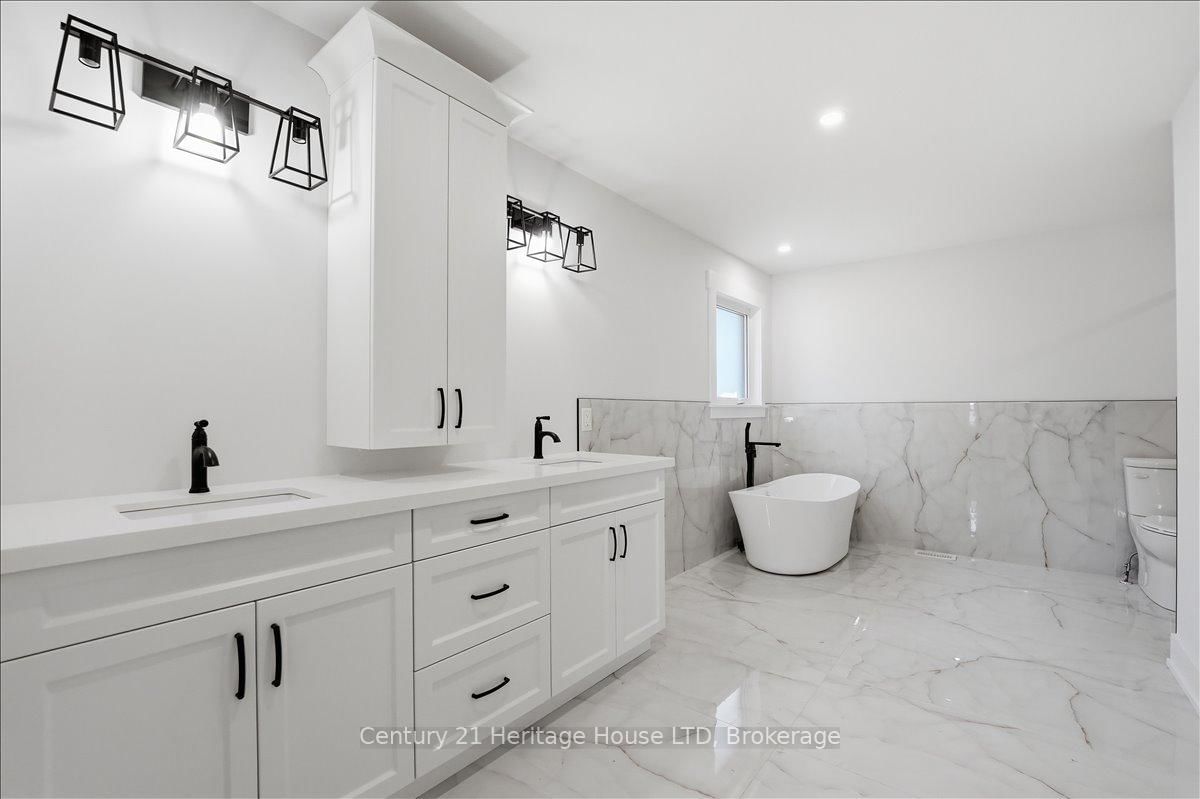 2476 COLANGELO Drive • Niagara Falls, ON photo 35