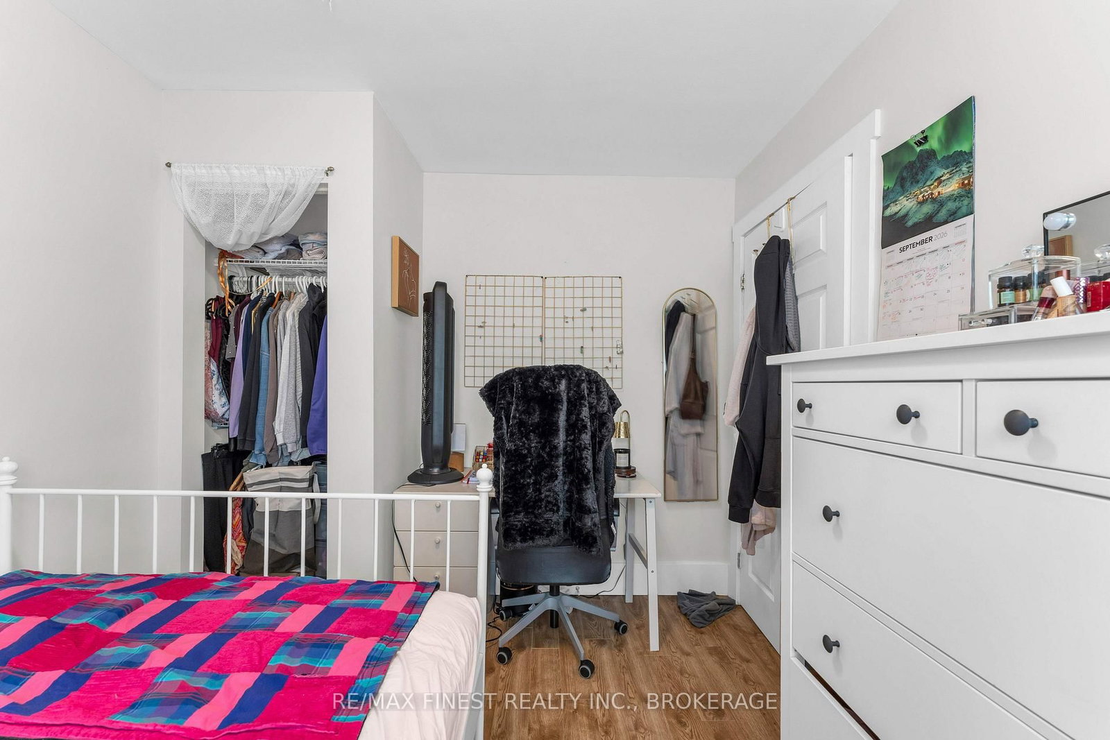 236 COLLINGWOOD Street • Kingston, ON photo 18