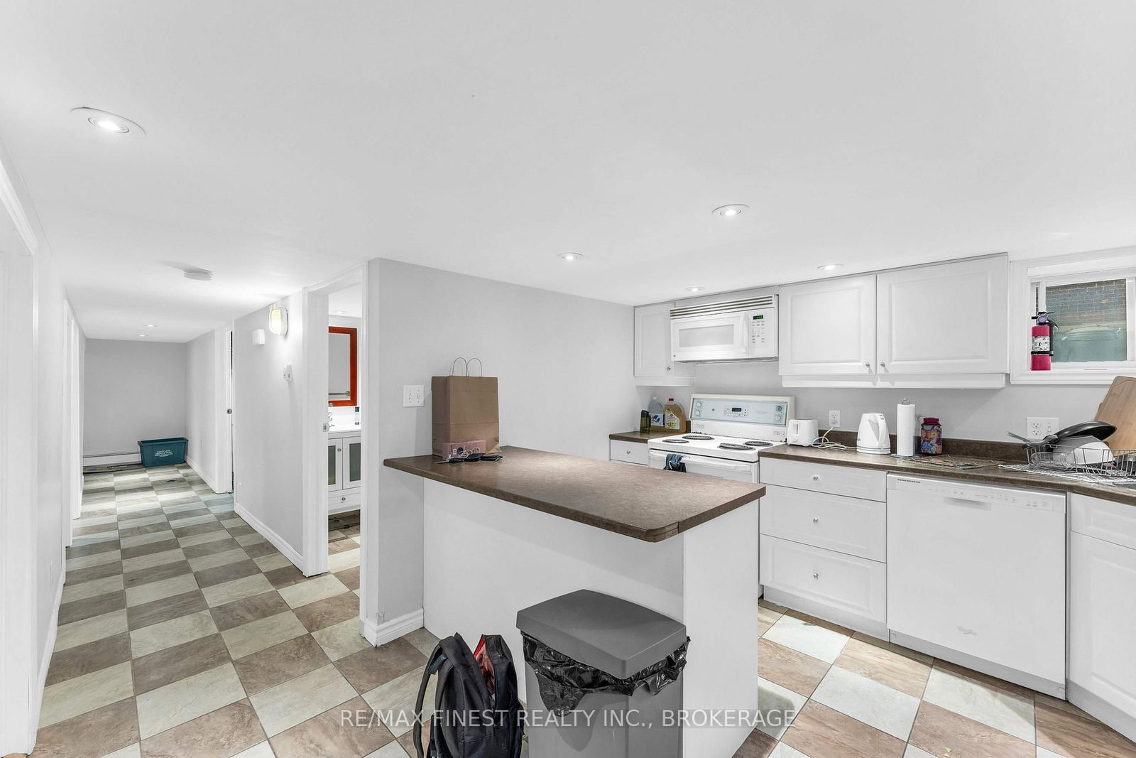 236 COLLINGWOOD Street • Kingston, ON photo 32