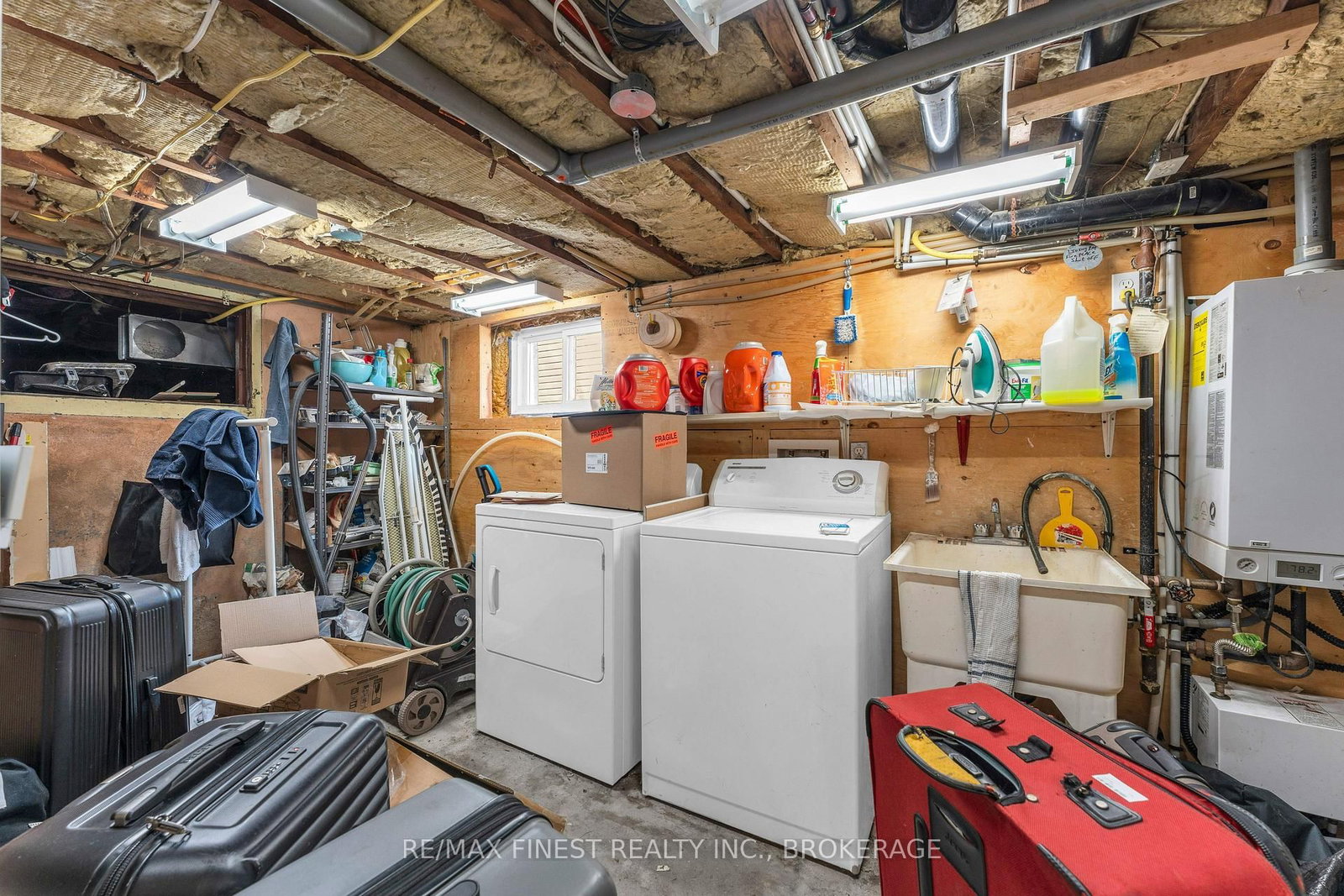 236 COLLINGWOOD Street • Kingston, ON photo 37