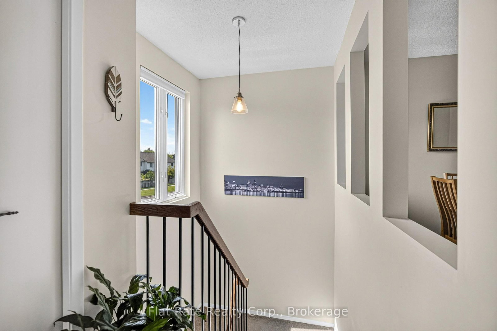 1990 WALKER Avenue • Peterborough, ON photo 14