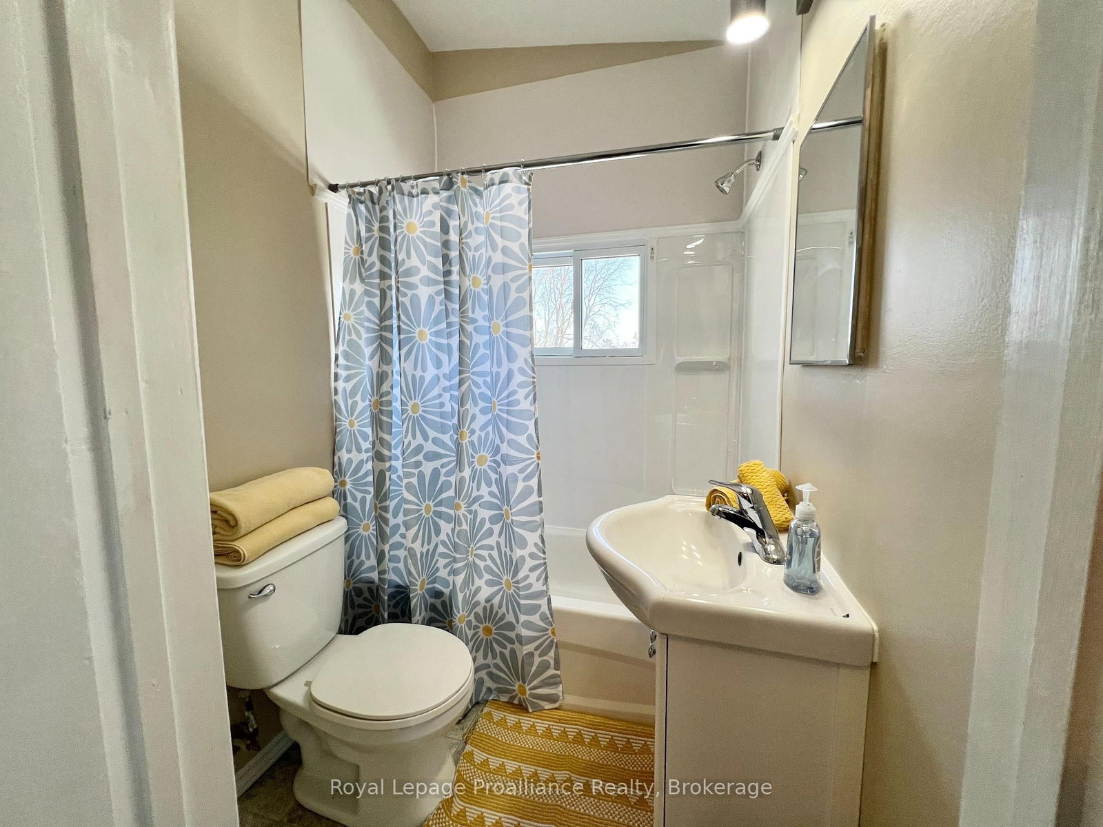 148 Lester Road • #A • Trenton, ON photo 10