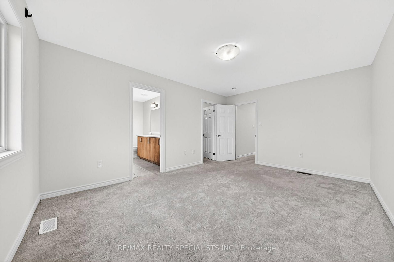 27 Harpin Way W • Centre Wellington, ON photo 30