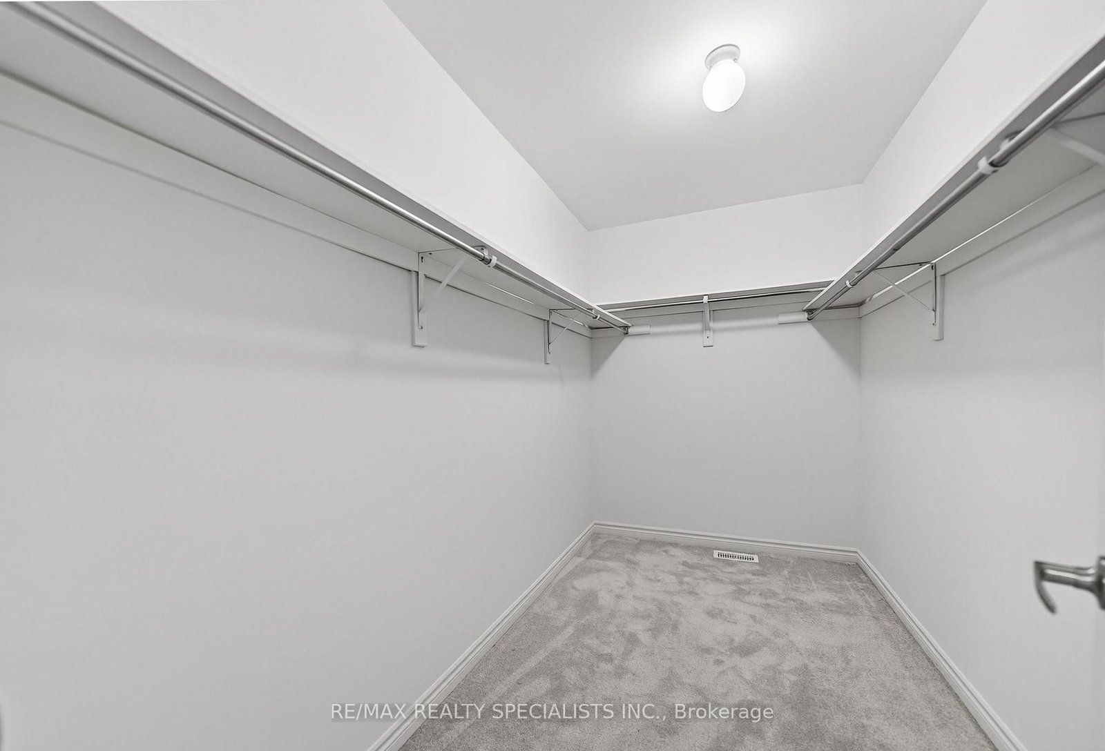 27 Harpin Way W • Centre Wellington, ON photo 37