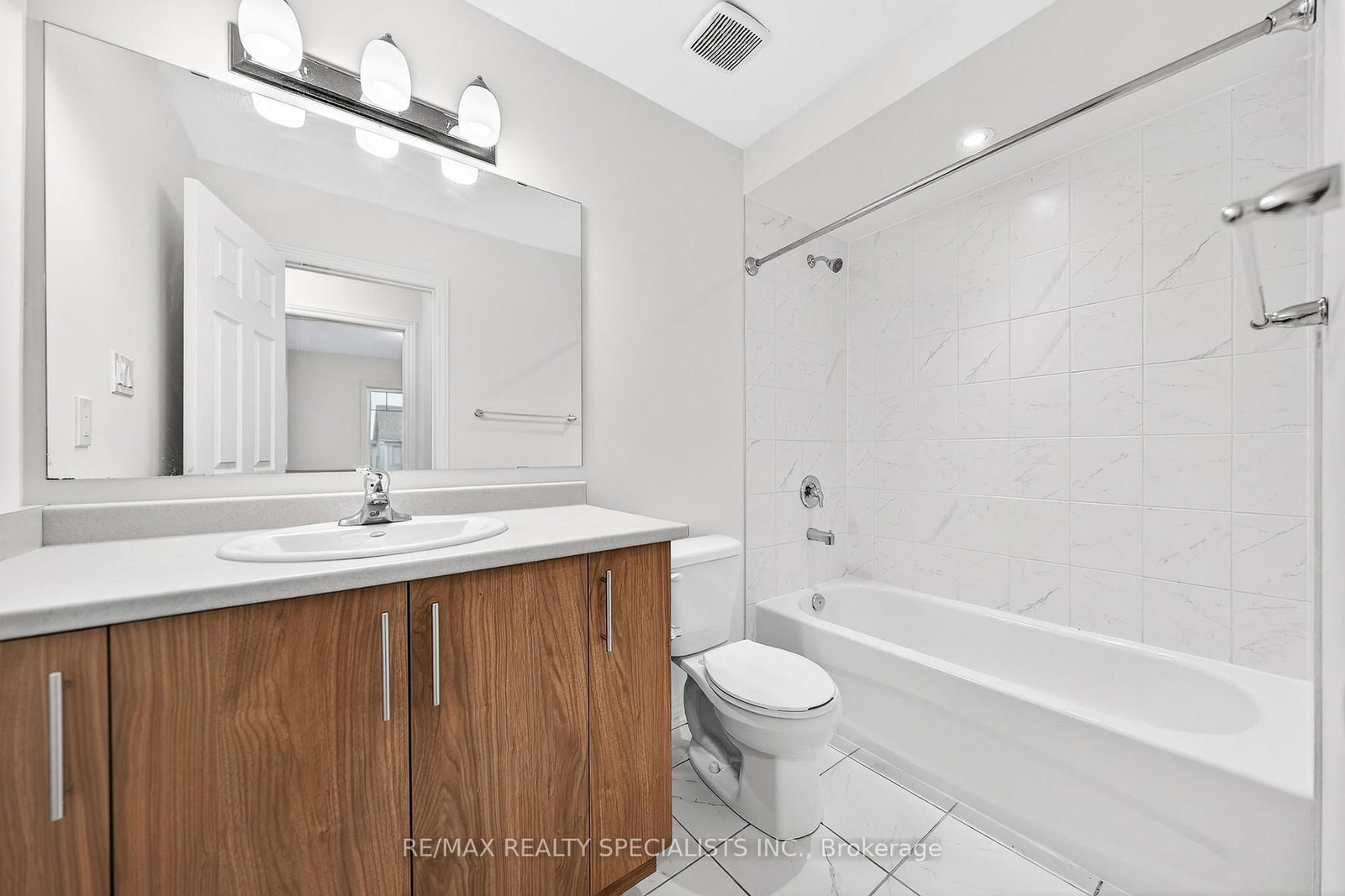 27 Harpin Way W • Centre Wellington, ON photo 44