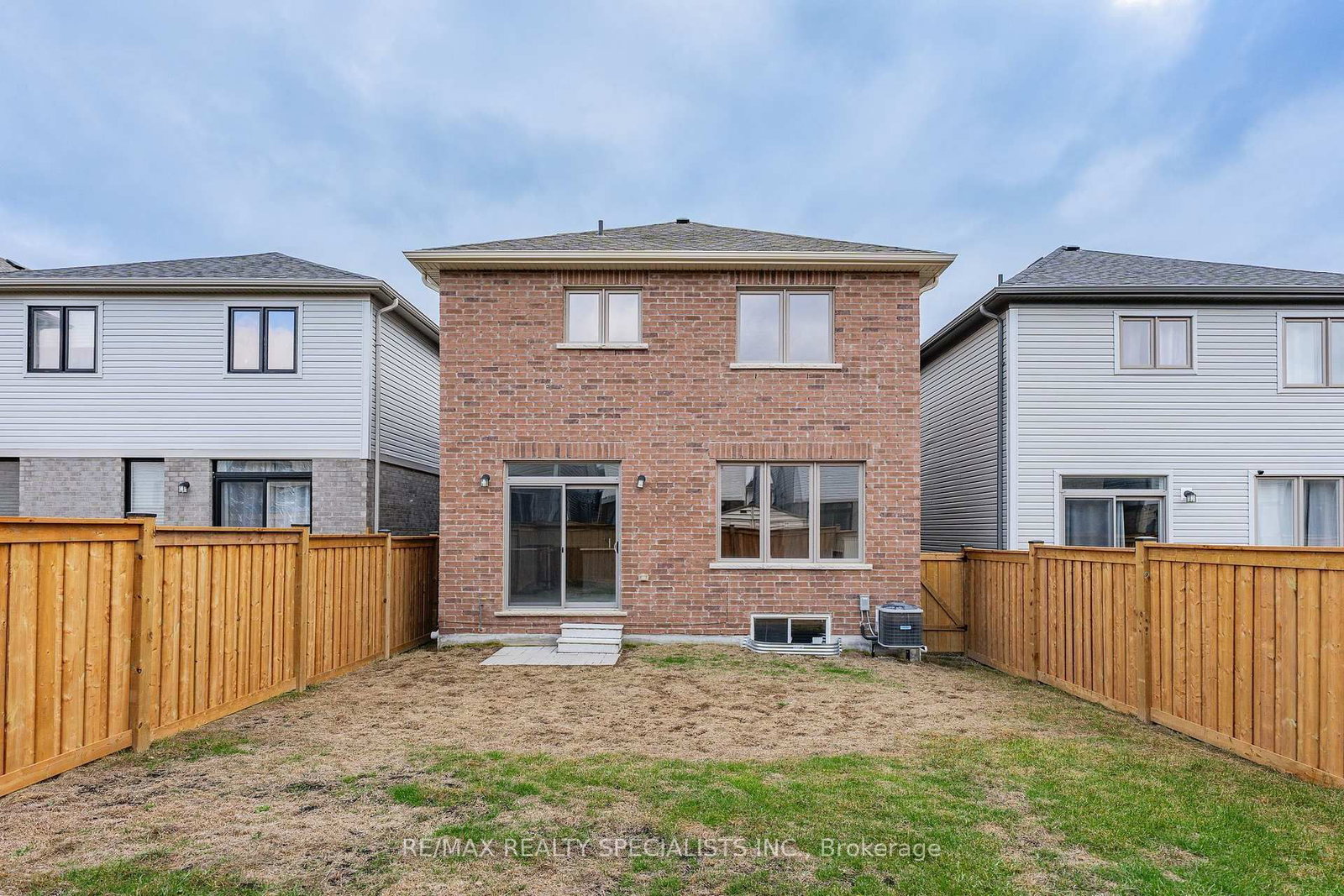 27 Harpin Way W • Centre Wellington, ON photo 49