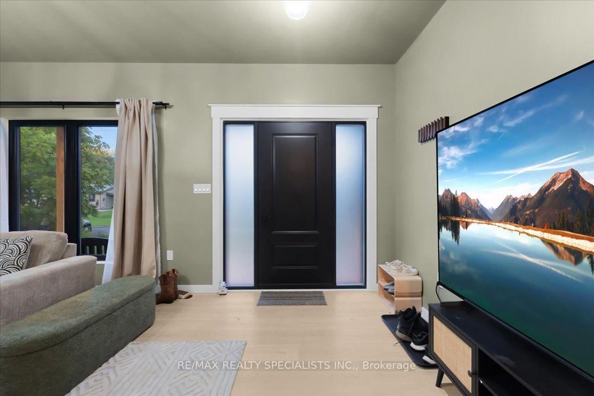 7 Scott Drive • Norfolk, ON photo 6