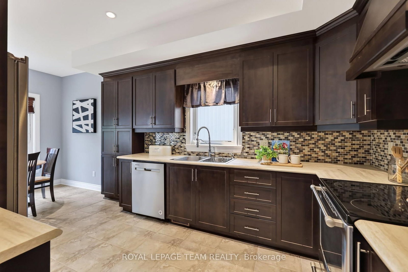 1034 Docteur Corbeil Boulevard • Clarence-Rockland, ON photo 9
