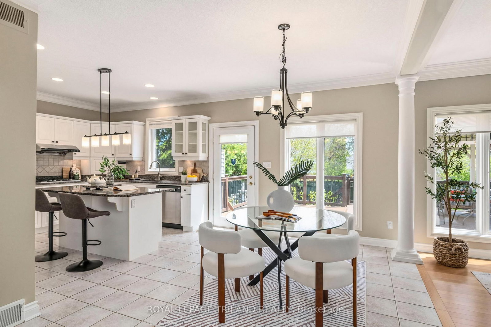 56 Glenridge Crescent • London North, ON photo 13