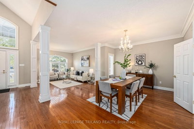 56 Glenridge Crescent • London North, ON photo 9