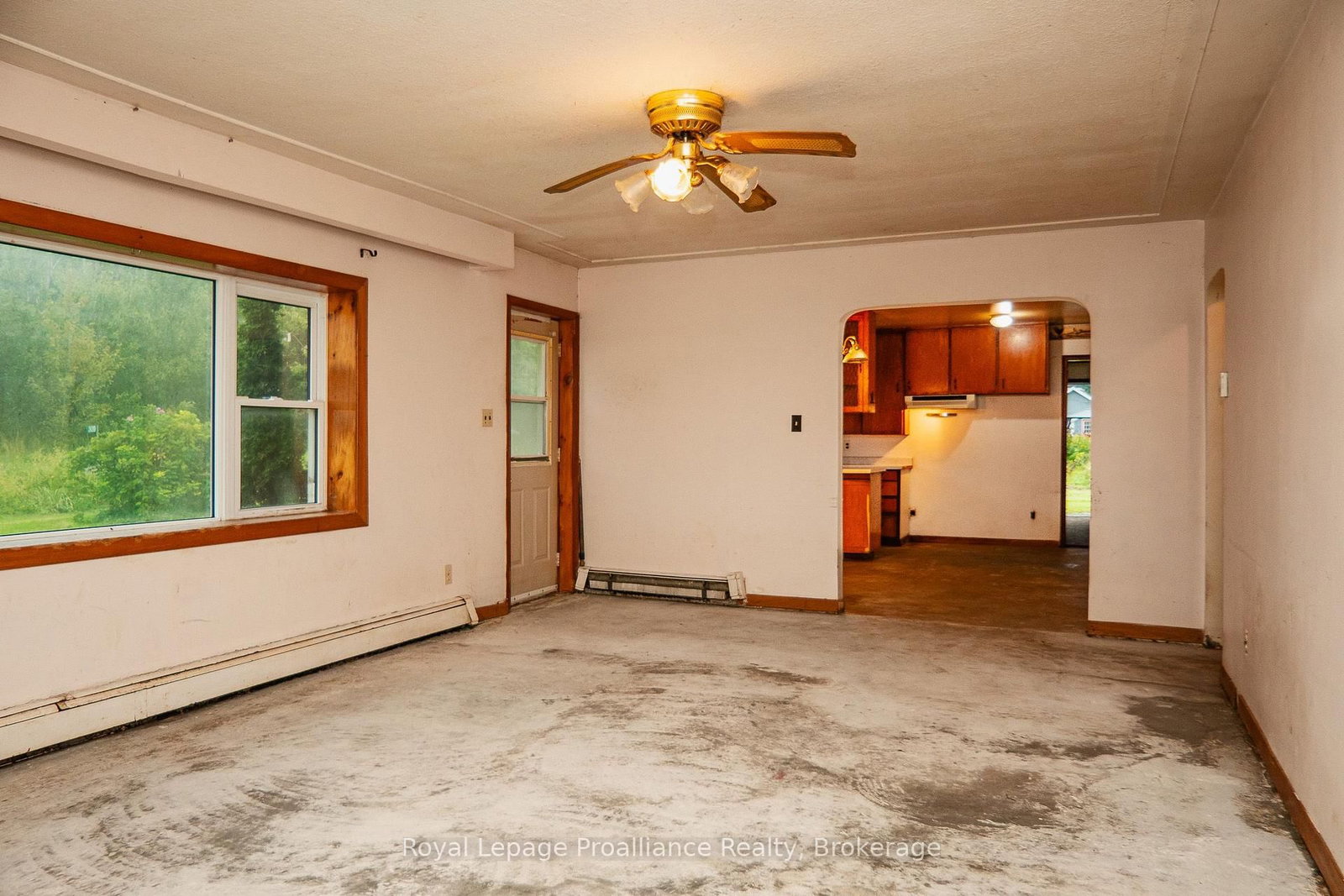 309 Gardenville Road • Prince Edward County, ON photo 10