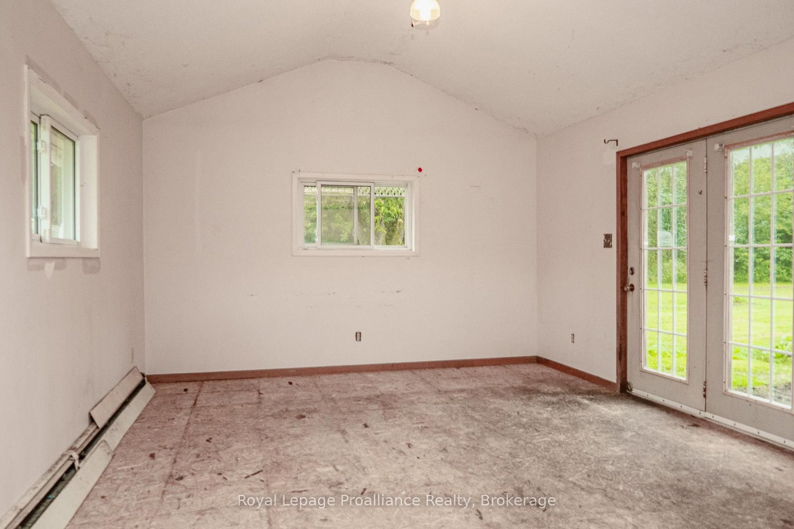 309 Gardenville Road • Prince Edward County, ON photo 32