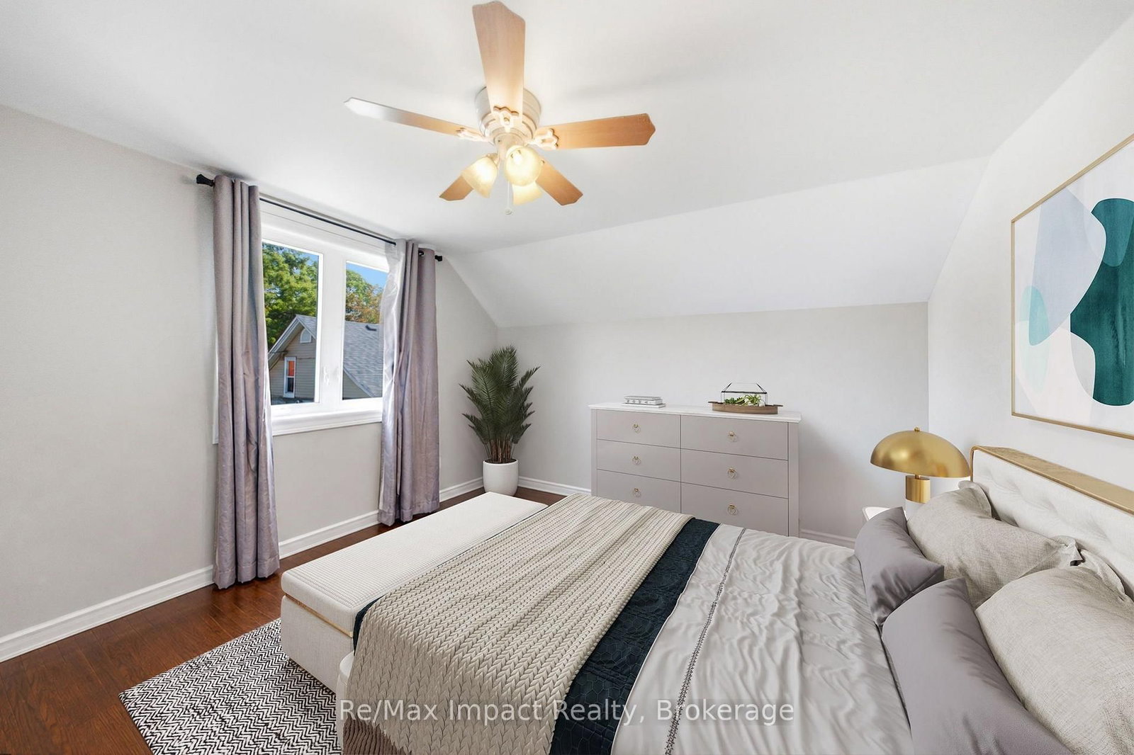 7 University Avenue E • Cobourg, ON photo 13