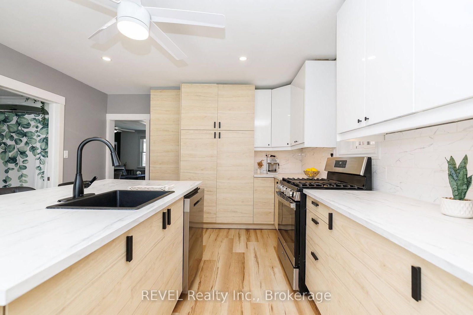 14 Battle Street • Thorold, ON photo 16