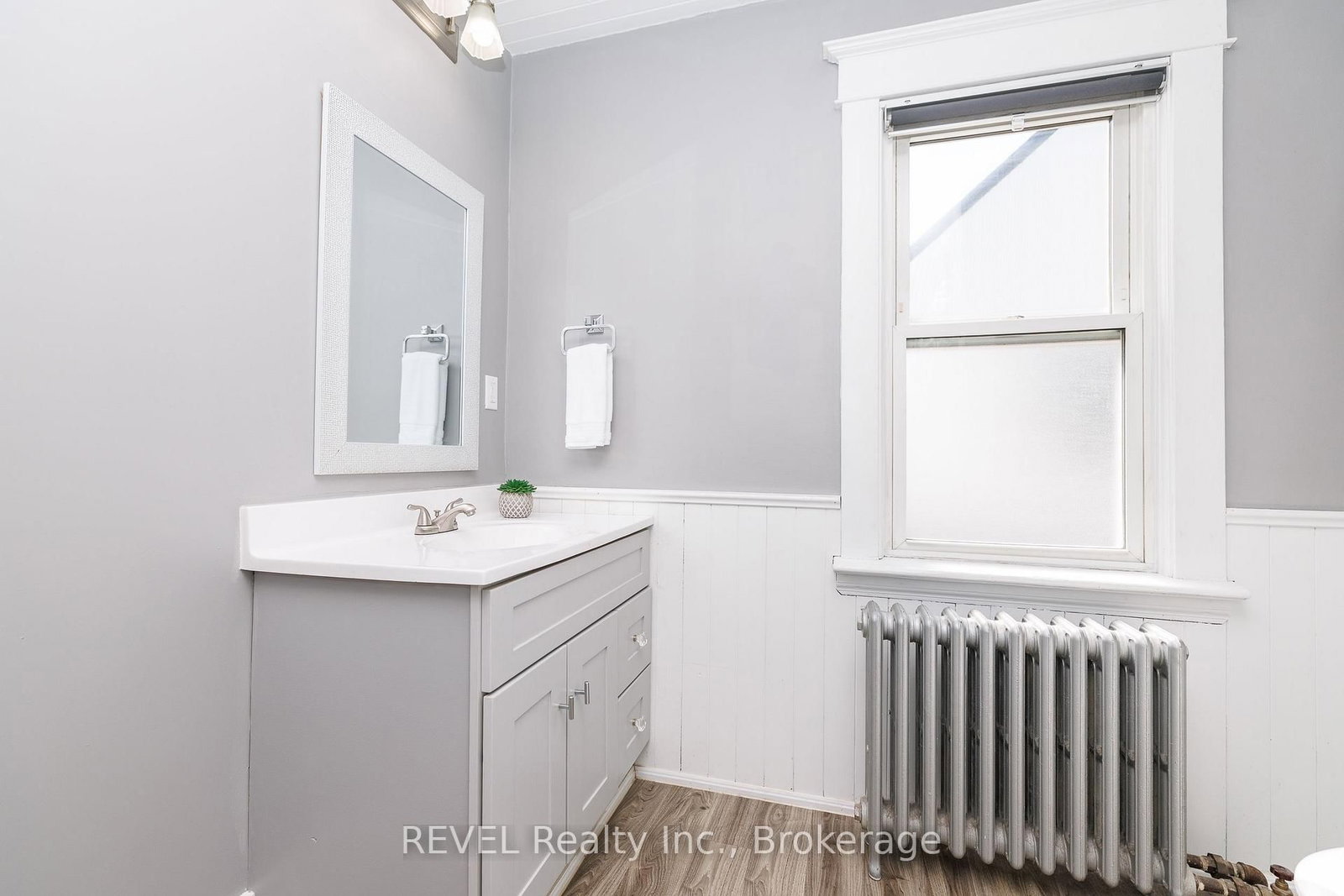 14 Battle Street • Thorold, ON photo 21