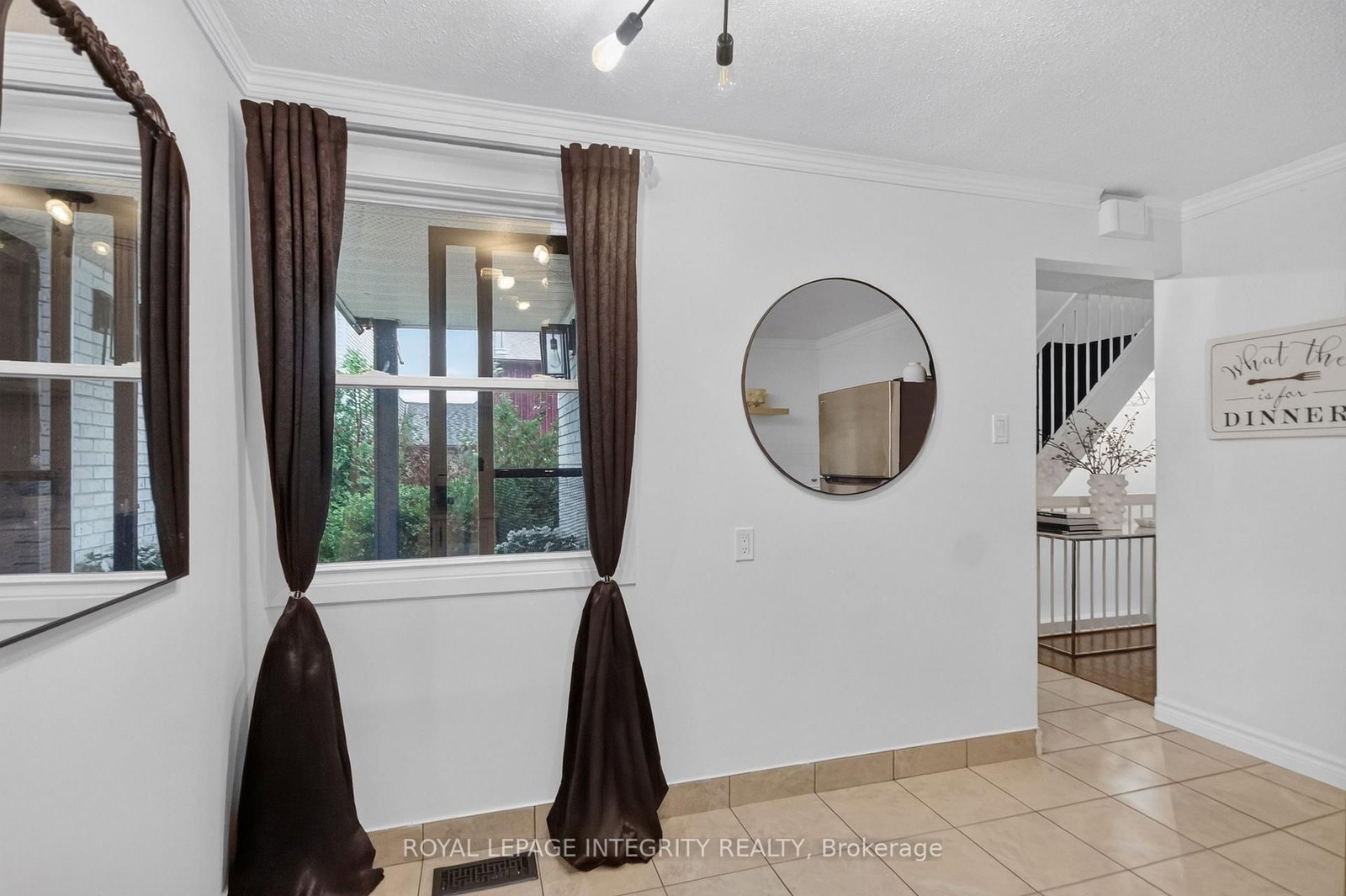 209 SHERWAY Drive • Barrhaven, ON photo 13