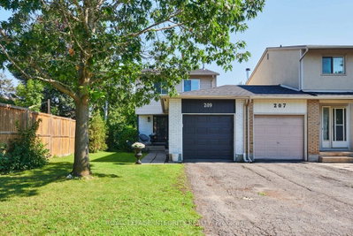 209 SHERWAY Drive • Barrhaven, ON photo 2