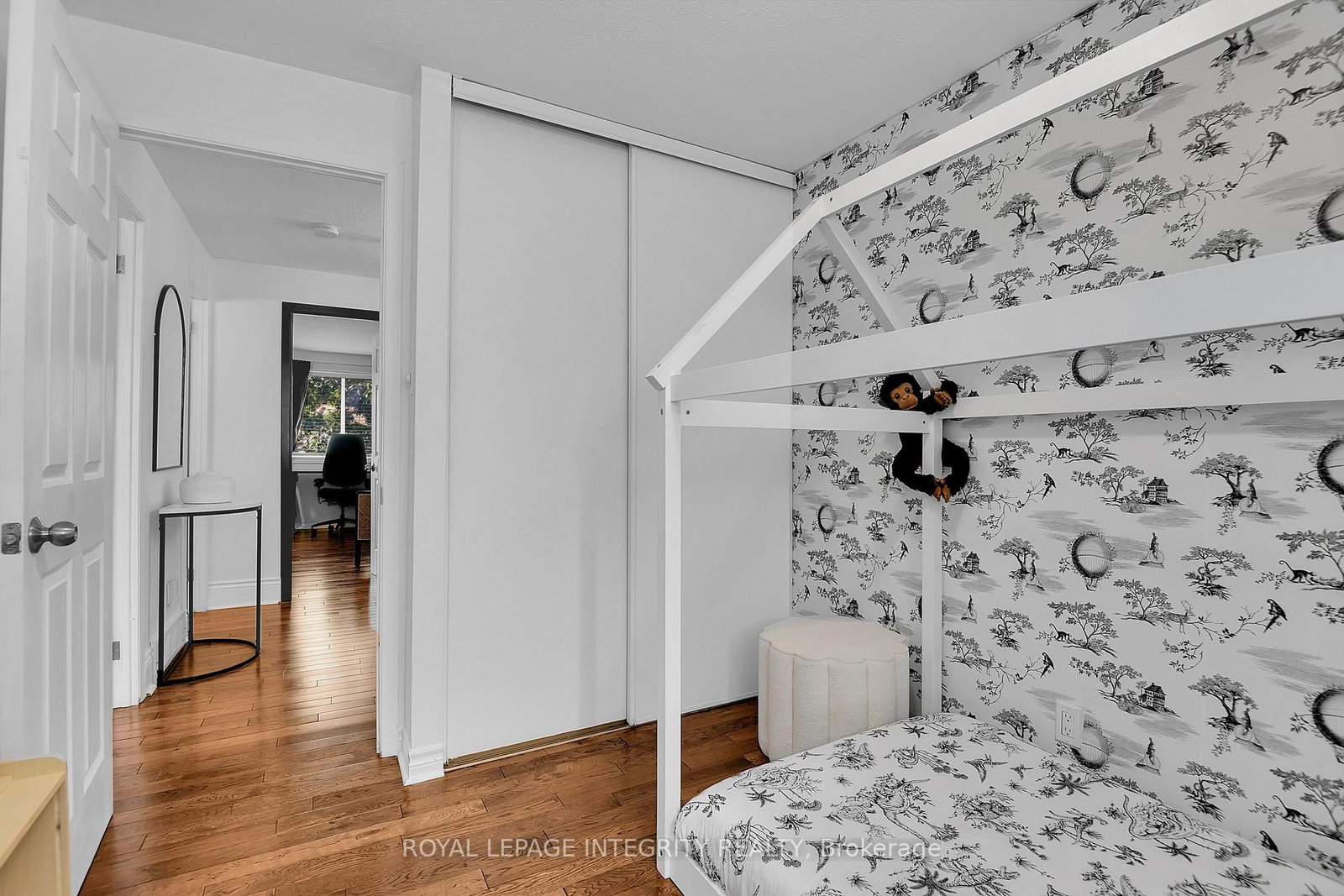 209 SHERWAY Drive • Barrhaven, ON photo 29