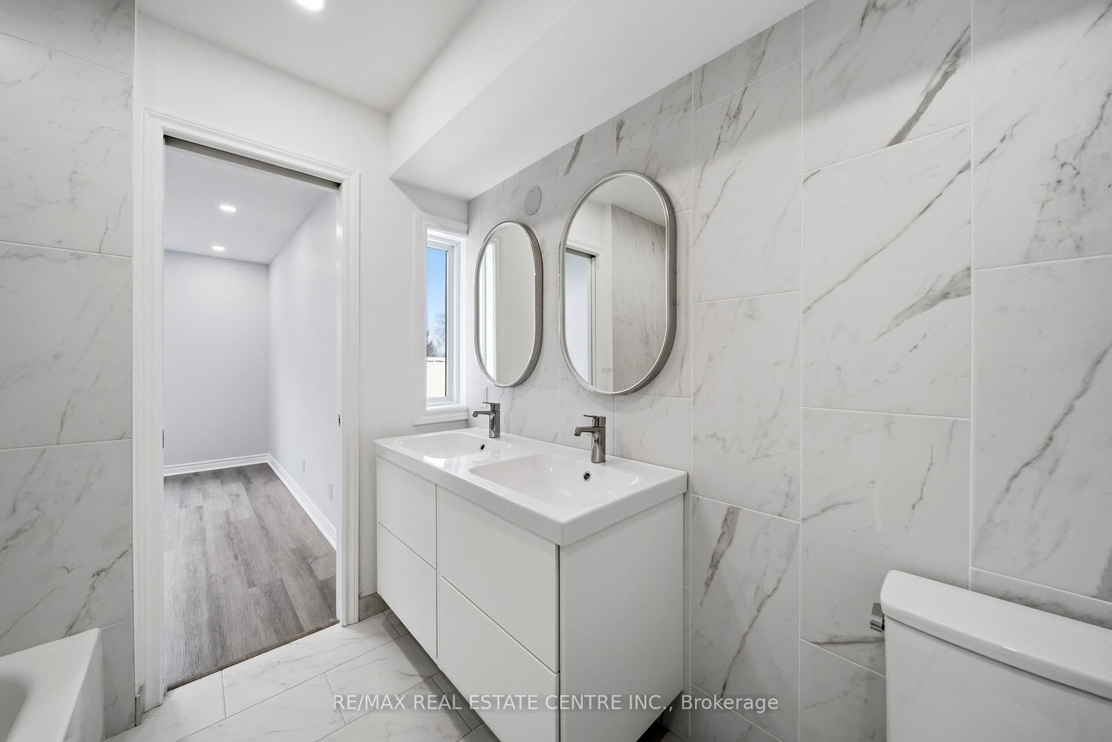 233B Vine Street • St. Catharines, ON photo 31
