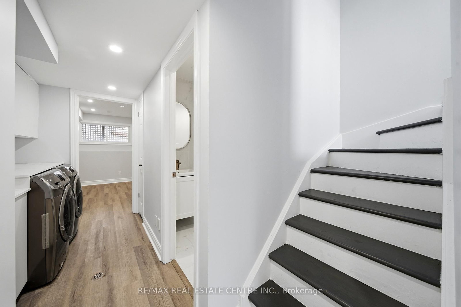 233B Vine Street • St. Catharines, ON photo 32
