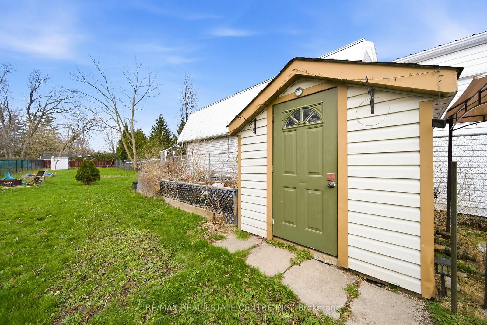 233B Vine Street • St. Catharines, ON photo 45