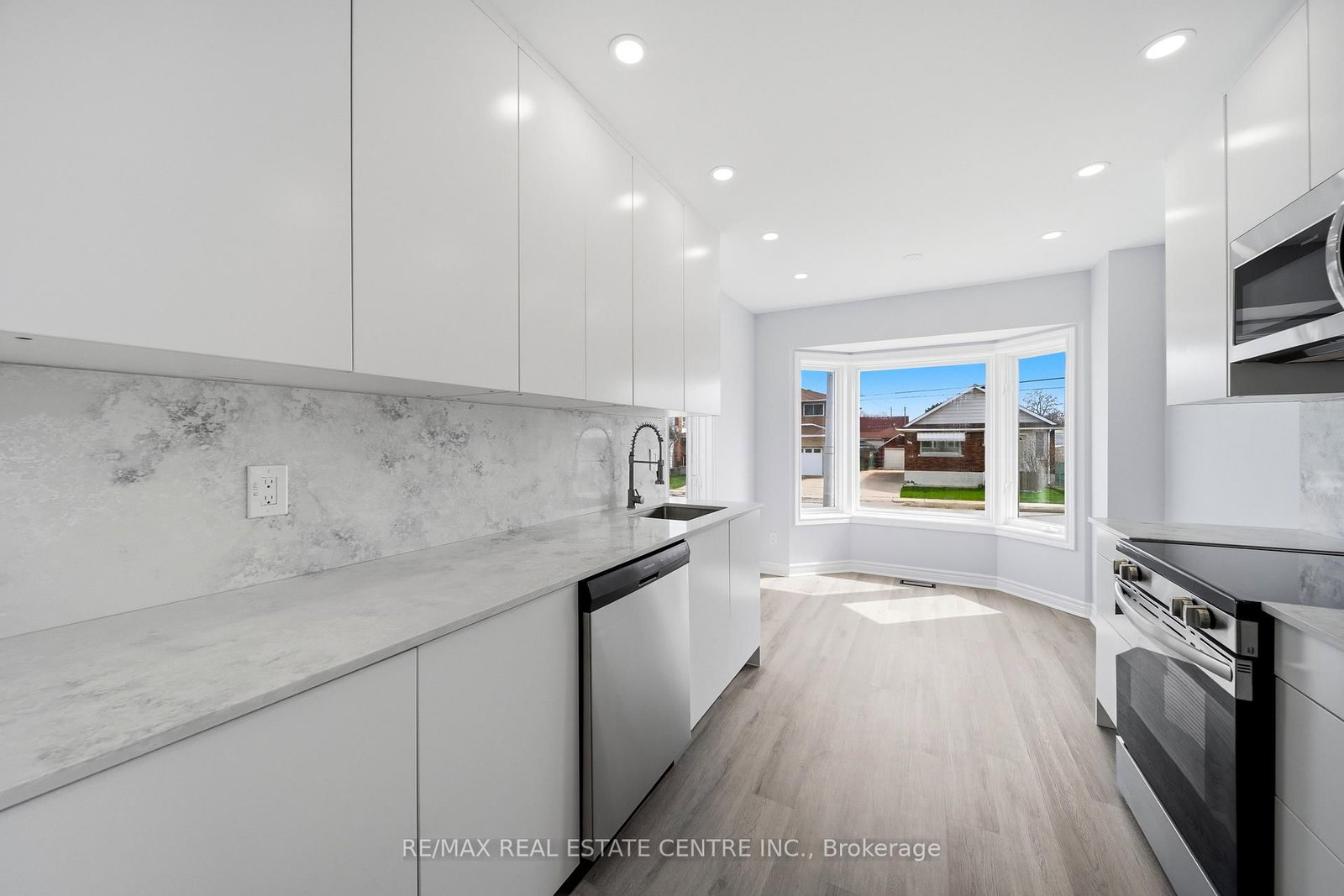 233B Vine Street • St. Catharines, ON photo 6
