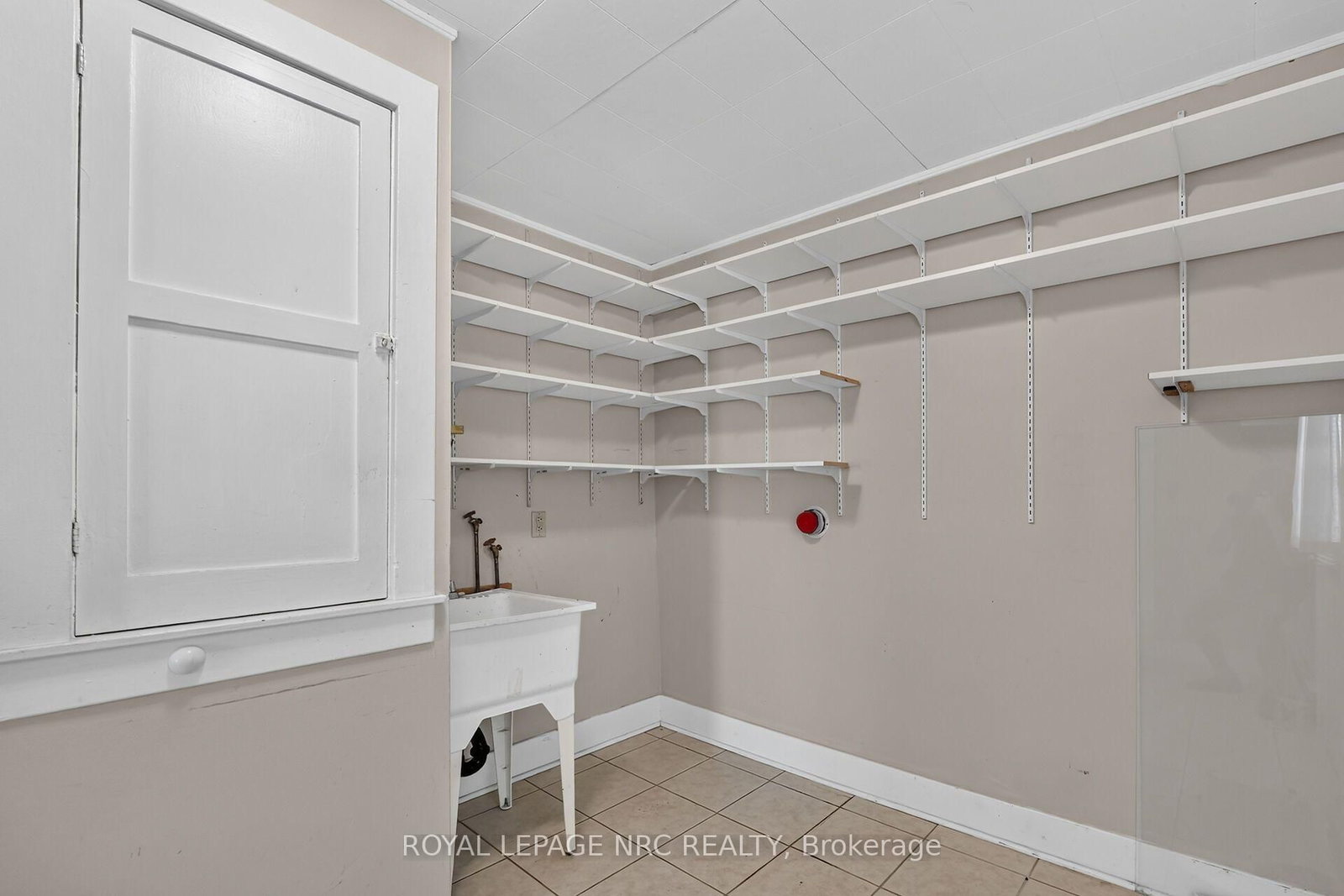 177 James Street • St. Catharines, ON photo 23
