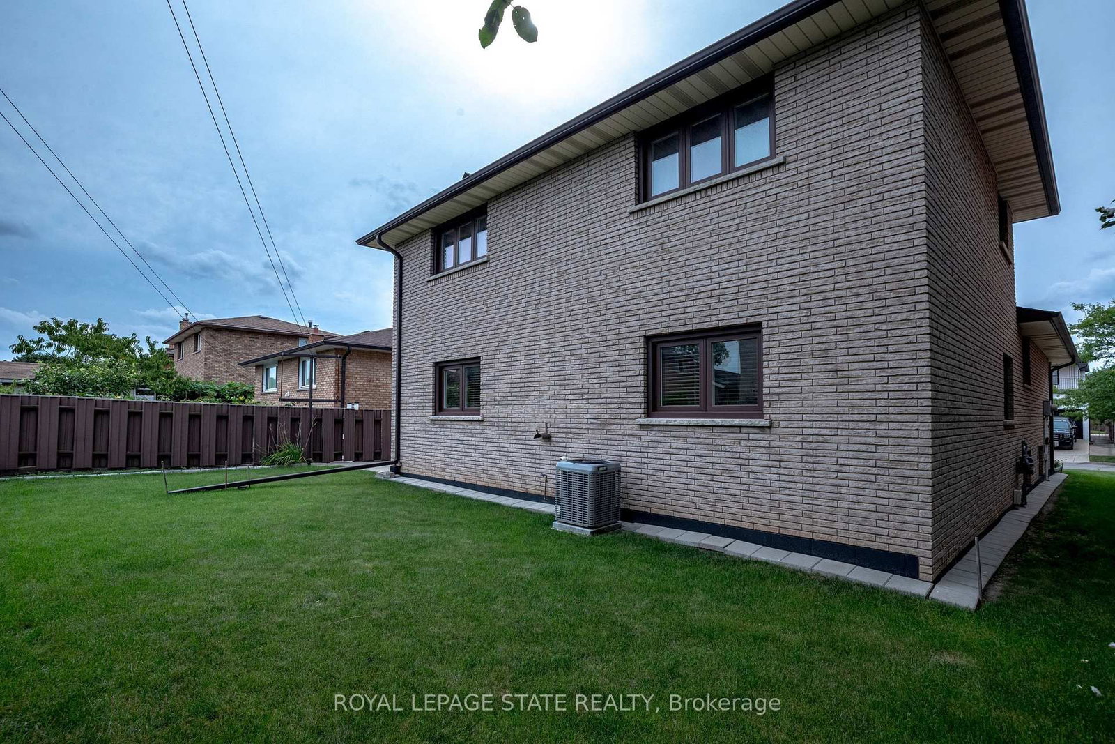 72 Henley Drive • Hamilton, ON photo 48