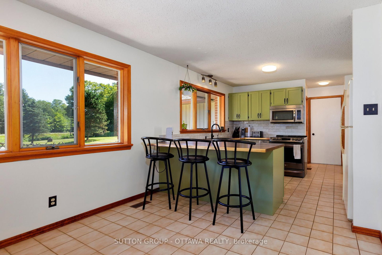 3100 Highway 32 • Leeds and the Thousand Islands, ON photo 16