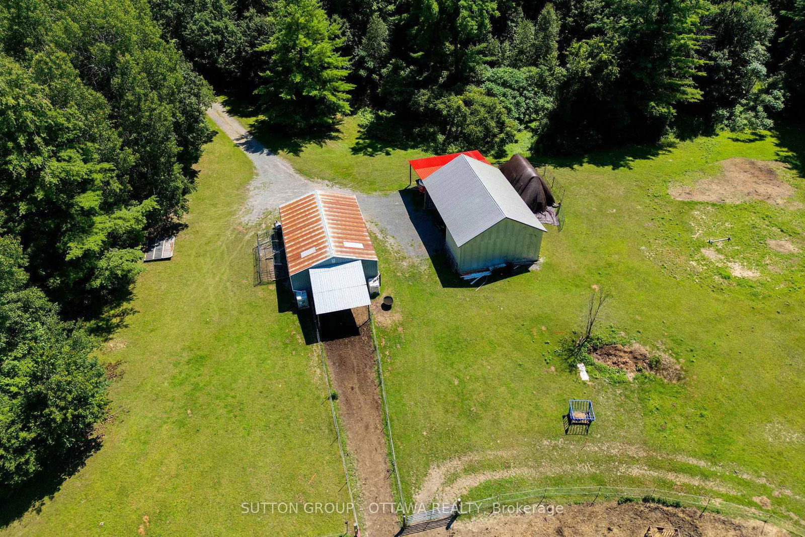 3100 Highway 32 • Leeds and the Thousand Islands, ON photo 50