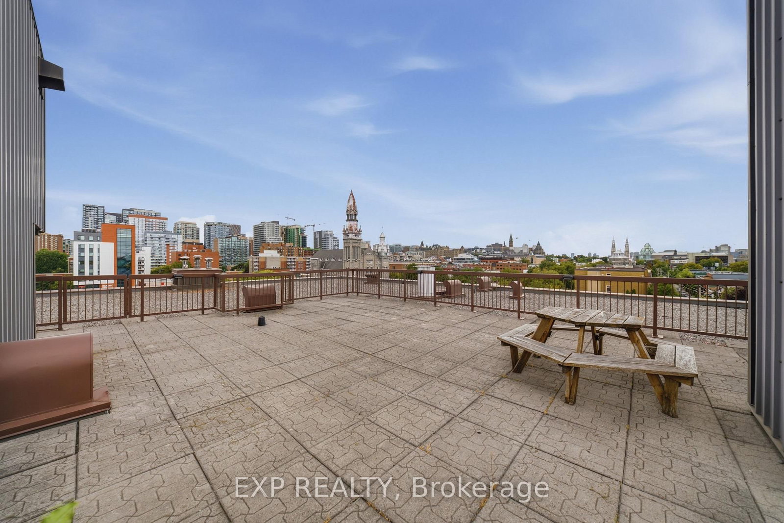 222 Guigues Avenue • #401 • Ottawa, ON photo 16