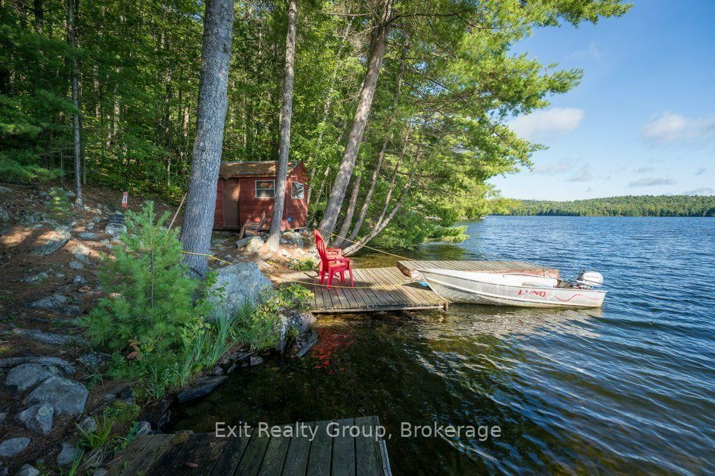 2010 Shabomeka Lake • Cloyne, ON photo 33