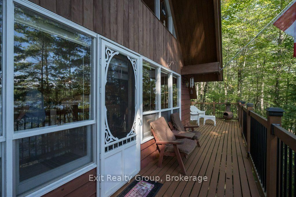 2010 Shabomeka Lake • Cloyne, ON photo 6