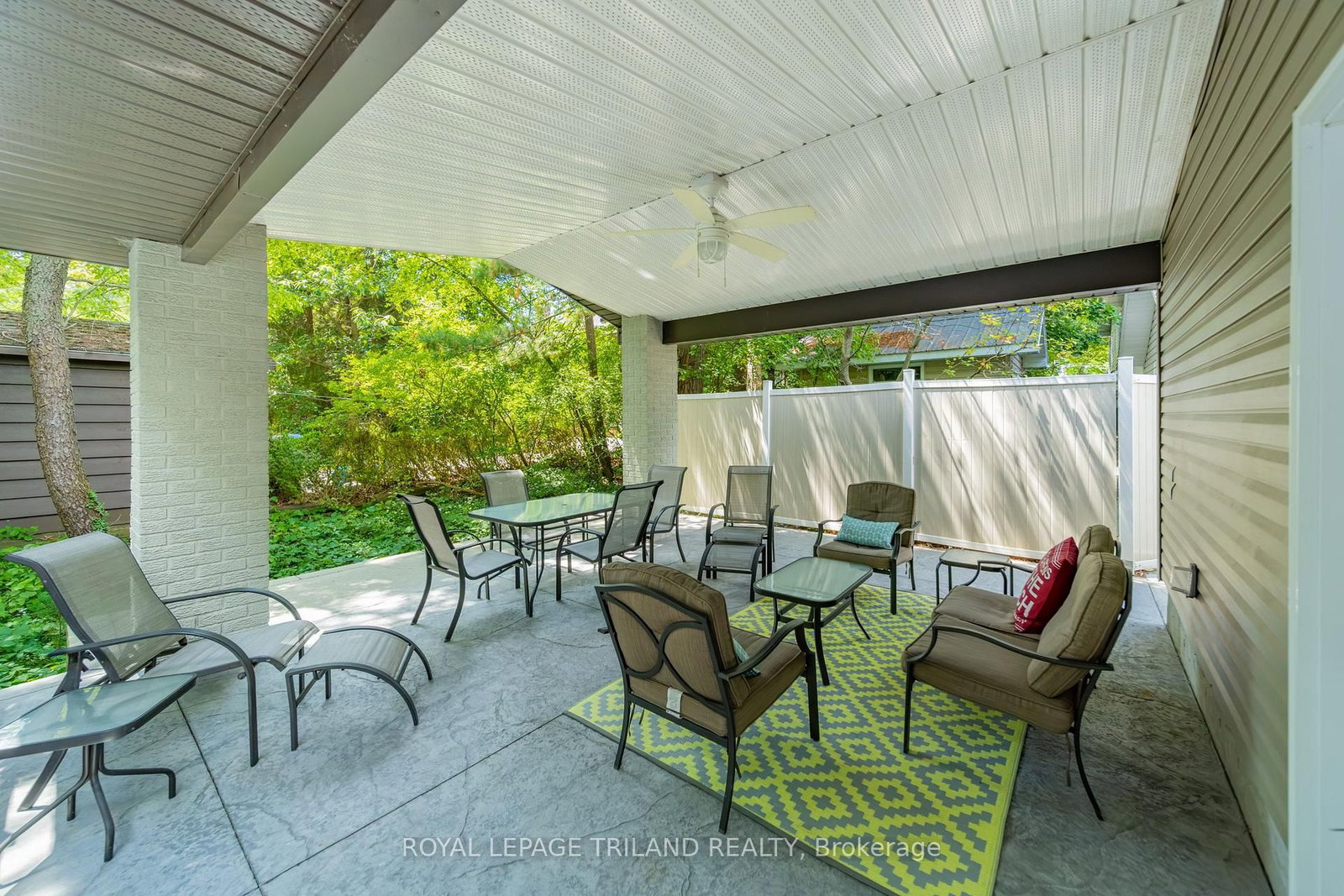 33 Forest Avenue • South Huron, ON photo 13