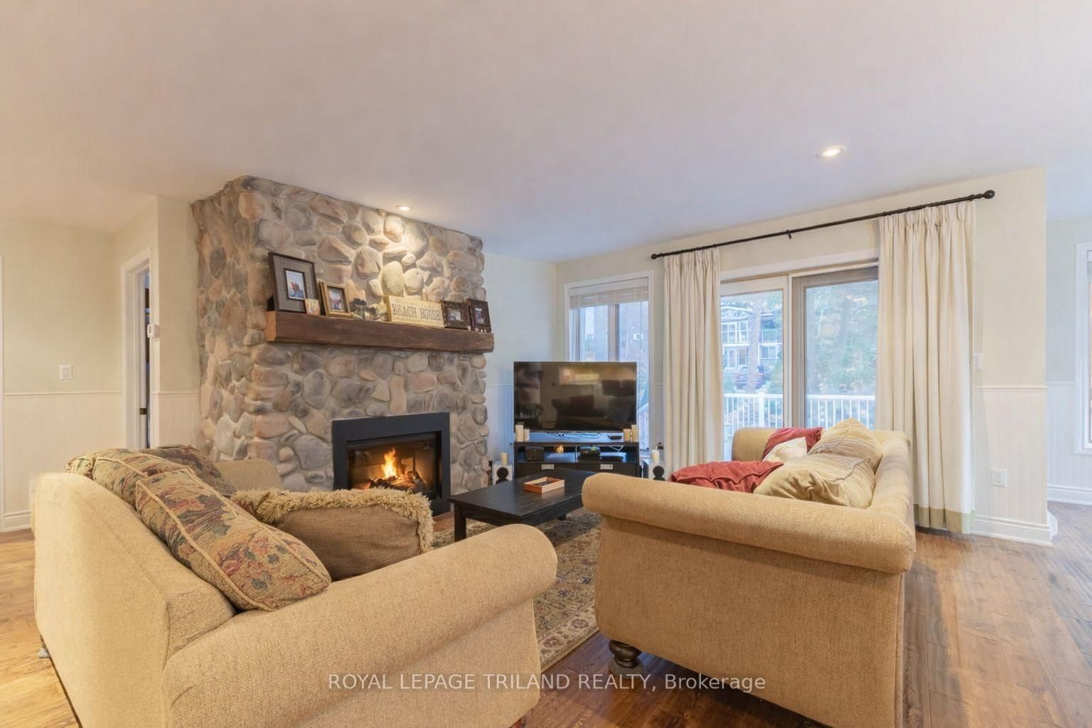 33 Forest Avenue • South Huron, ON photo 24