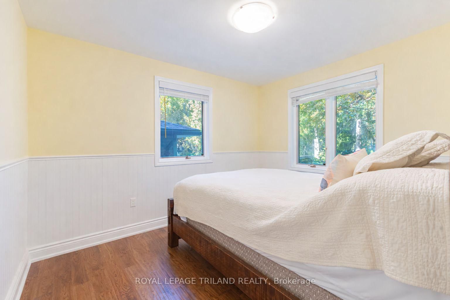 33 Forest Avenue • South Huron, ON photo 27