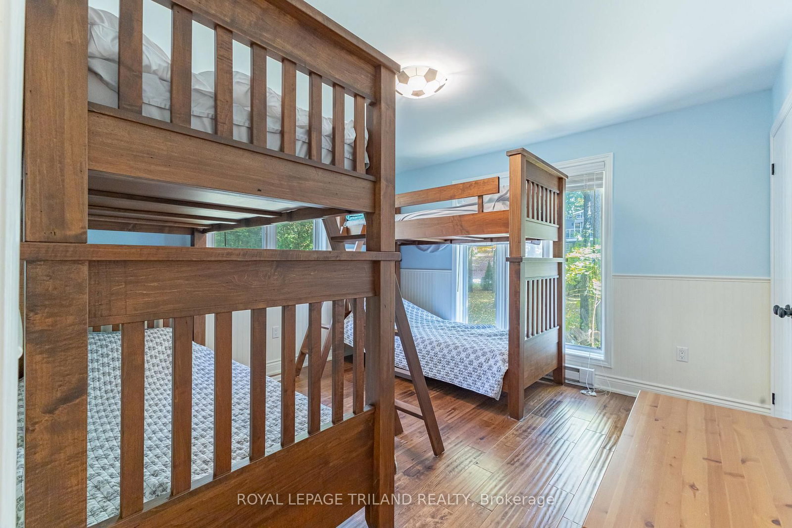 33 Forest Avenue • South Huron, ON photo 28