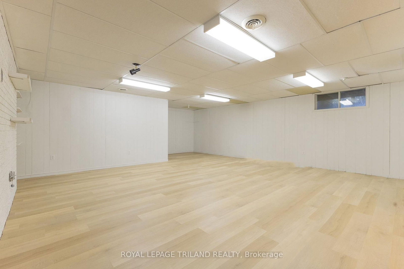 33 Forest Avenue • South Huron, ON photo 35