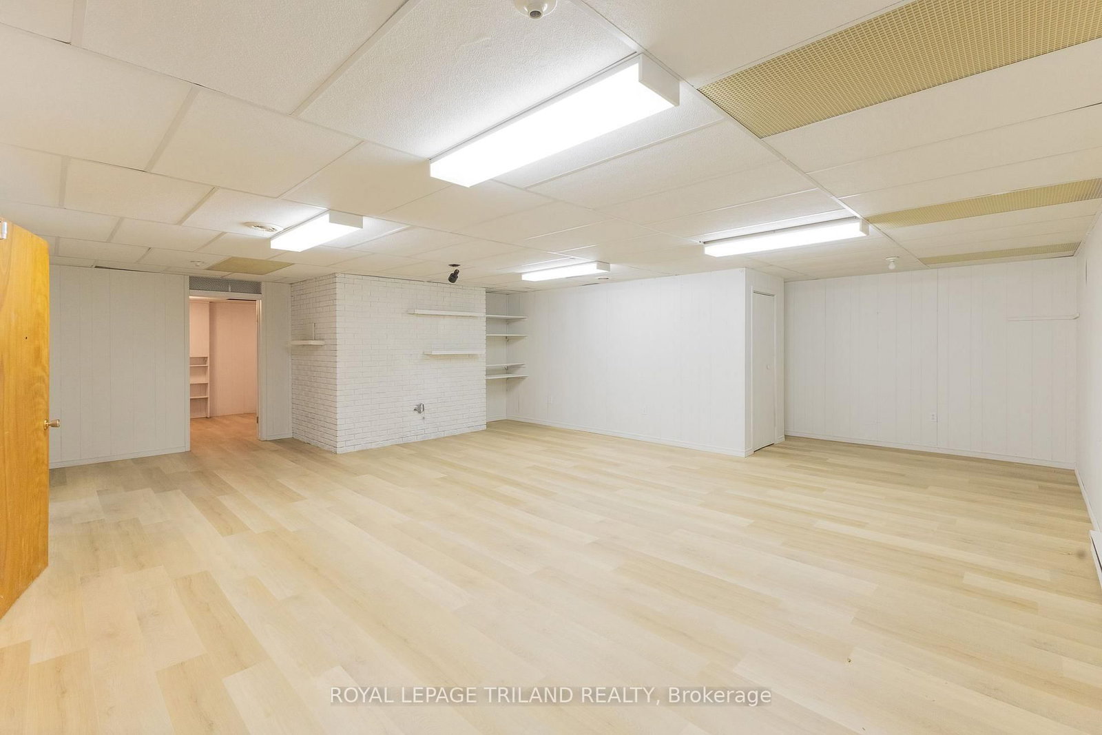 33 Forest Avenue • South Huron, ON photo 37